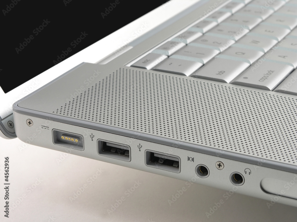 Silver Laptop side ports 1.jpg Silver Laptop side ports 1.jpg