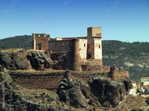 Castillo de COFRENTES - Valle de Ayora - Valencia - Spain photo