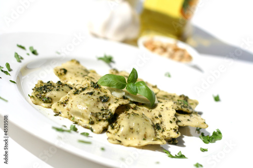 Ravioli Pasta with Pesto