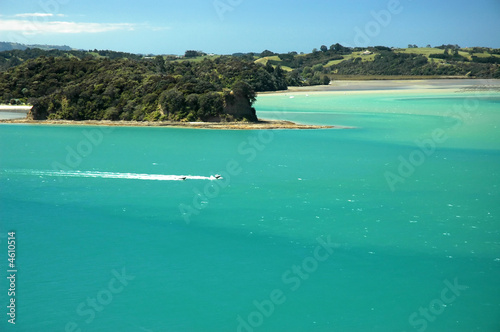 Marine Paradise - green Sea, blue Sky