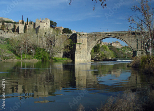 El Tajo a su paso por Toledo