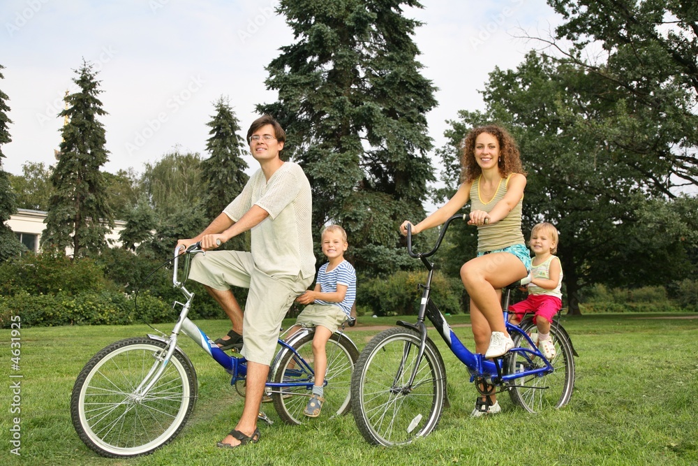 family bicycle walk