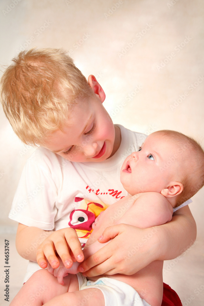 The senior brother with the younger brother The senior brother with the younger brother