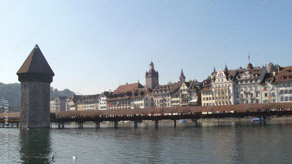 Luzern mit Holzbrücke