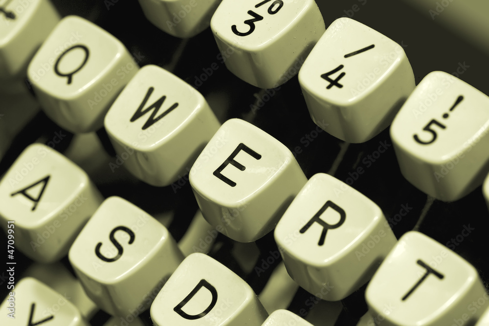 Qwerty Qwerty