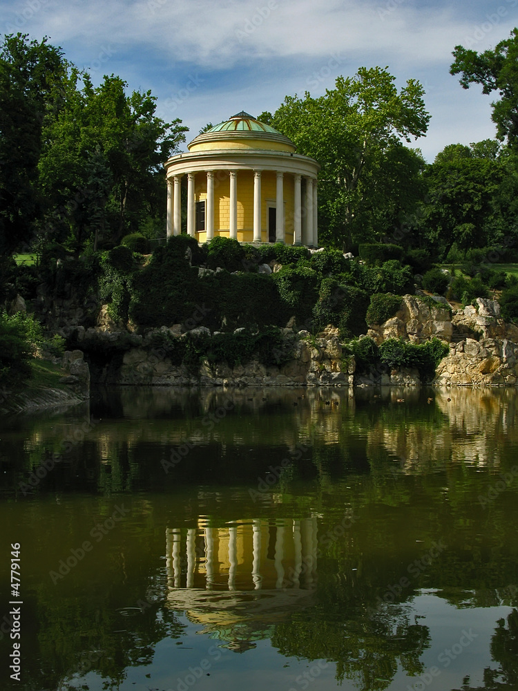 leopolodinentempel in austria