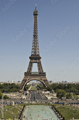 Fototapeta Naklejka Na Ścianę i Meble -  Eiffel tower. France
