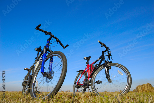  bicycles in the field © steamroller
