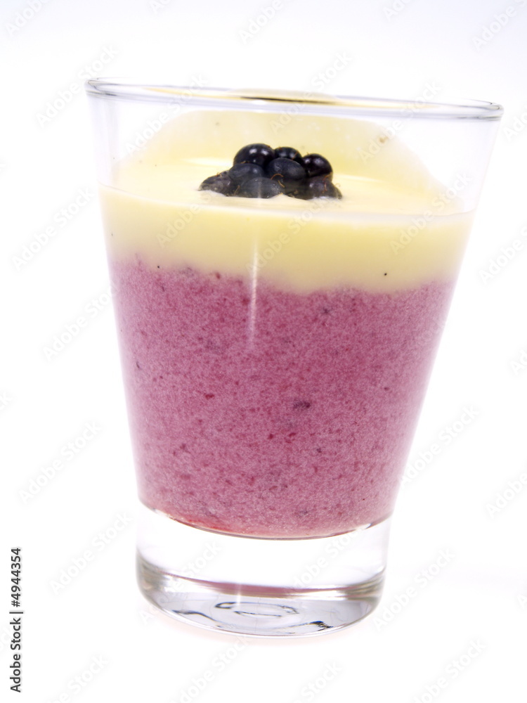 brombeer quark mit vanille sauce brombeer quark mit vanille sauce