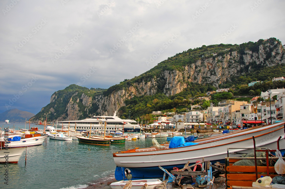 Isle of Capri marina