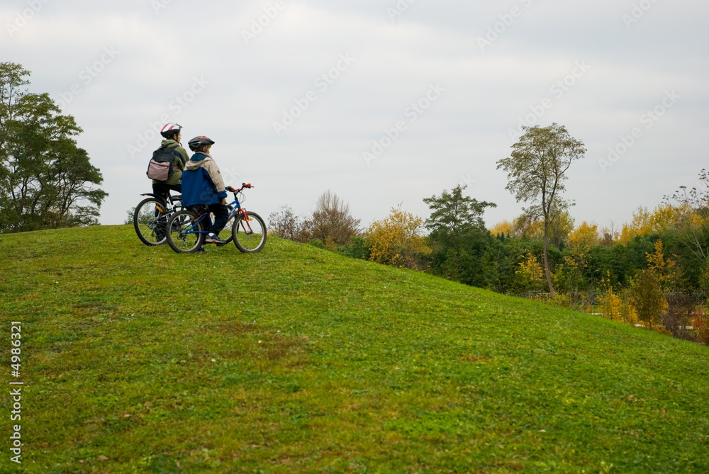 Obraz premium vélos,bicyclettes,promenade,enfants,VTT,