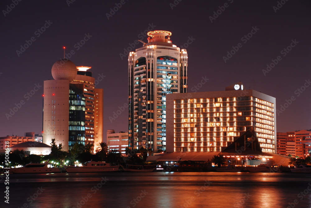 Fototapeta premium Dubai creek At Night