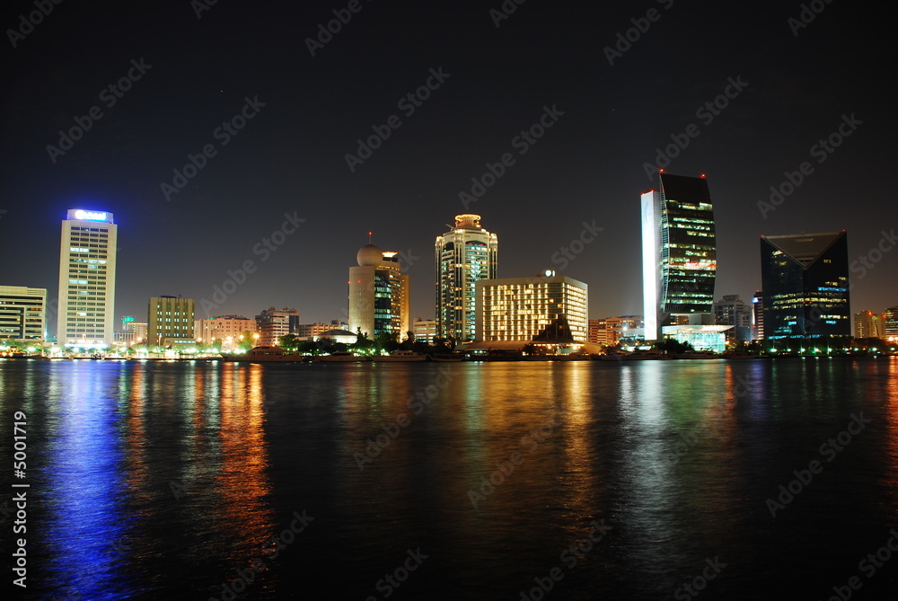 Fototapeta premium Dubai creek At Night