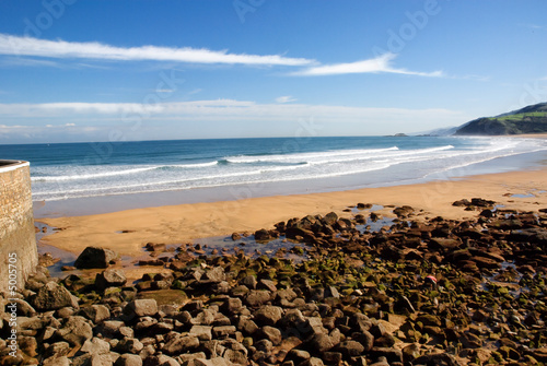 Fototapeta Naklejka Na Ścianę i Meble -  Playa en marea baja