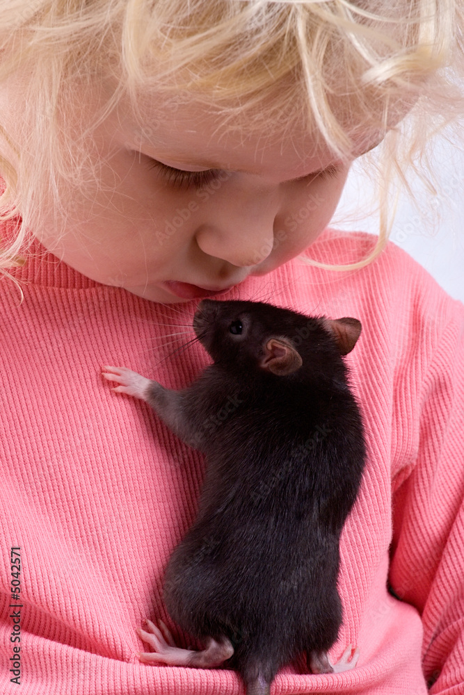 baby with rat