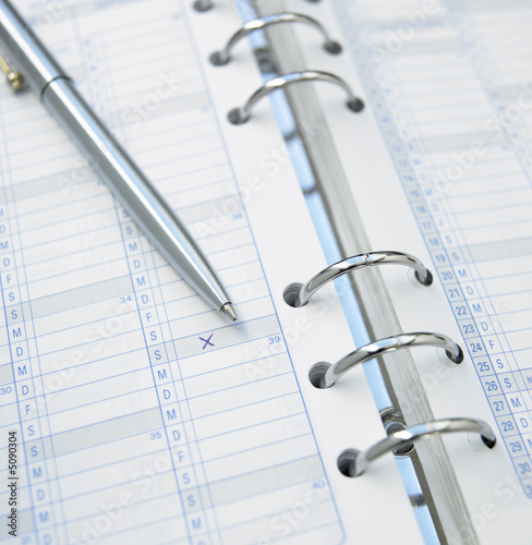 Wallpaper Mural pen on calendar Torontodigital.ca