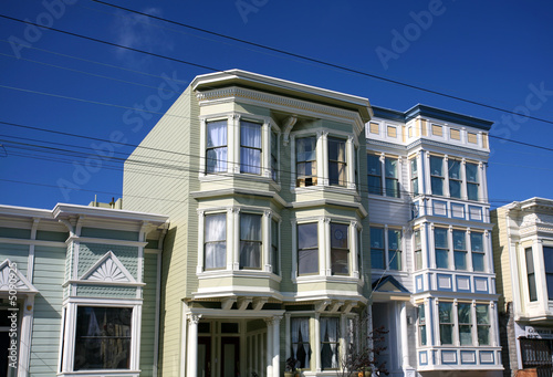 San Francisco victorian houses © AlexQ