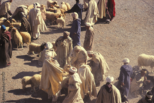 Maroc, souk d'Imilchil dans le Haut-Atlas