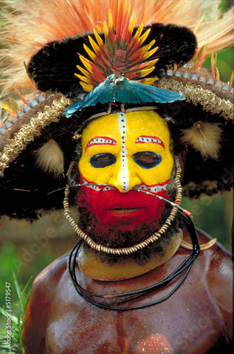Tribal face (visage tribal) Papua New Guinea photo
