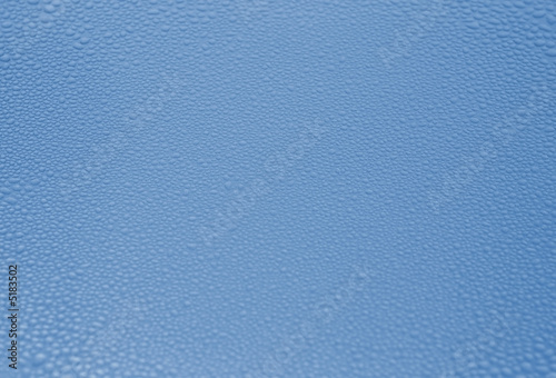 Fine transparent drops of r...