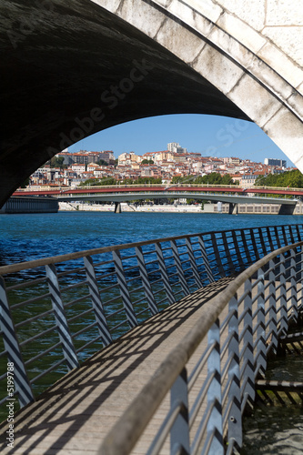 passerelle lyon