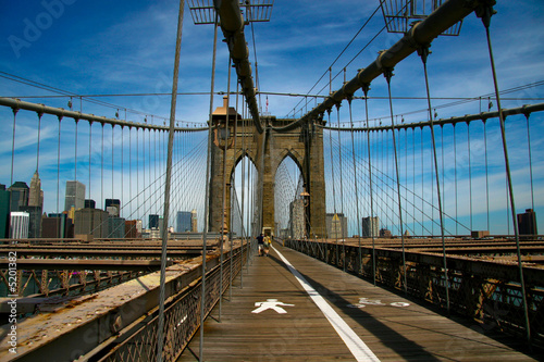 Brooklyn Bridge © M. Sutherland