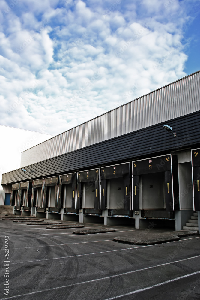 Quais de chargement de poids lourds Quais de chargement de poids lourds