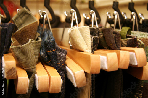 Kleiderschrank eines Geschäftsmannes