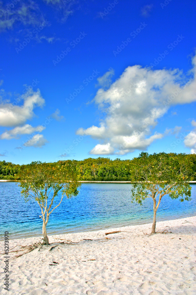 Lake McKenzie, Fraser Island, Australia..
