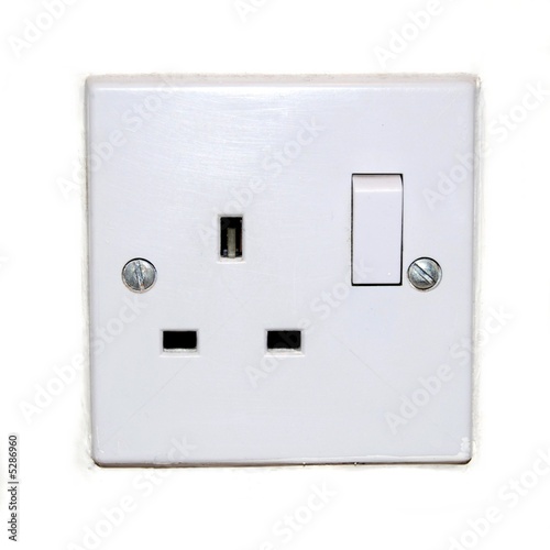 Three pin plug socket
