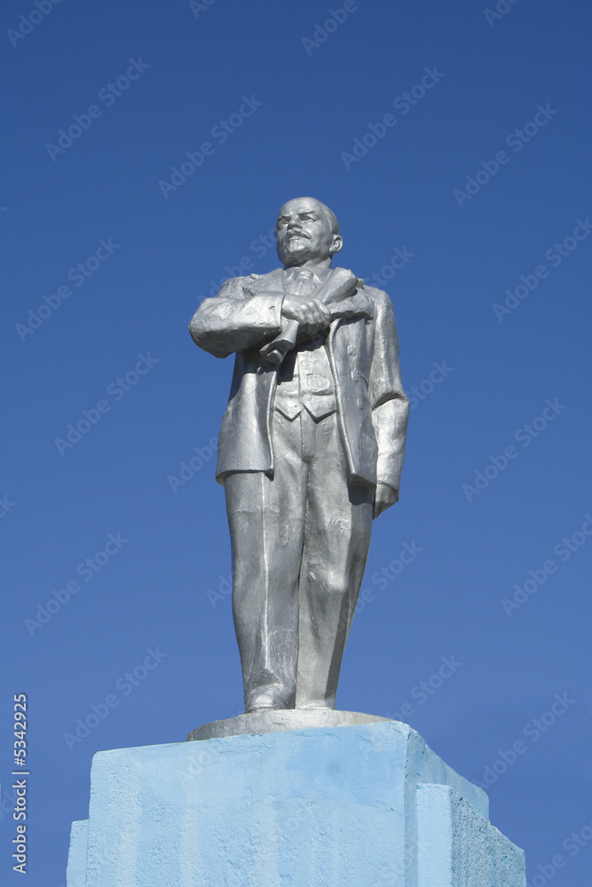 Lenin stone monument