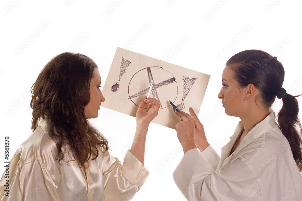 Doctor in hospital with pacient talking about smoking