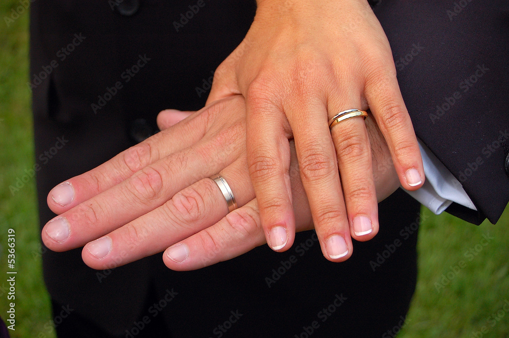 les mains des mariées les mains des mariées
