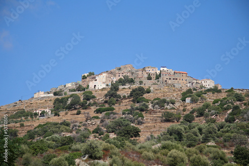 Village de Sant'Antonino en Corse