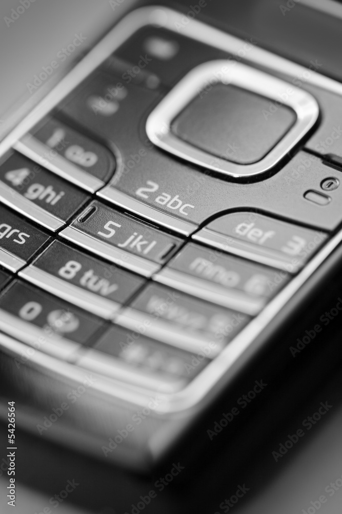 Obraz premium Monochromatic image of the keypad of a cell phone.