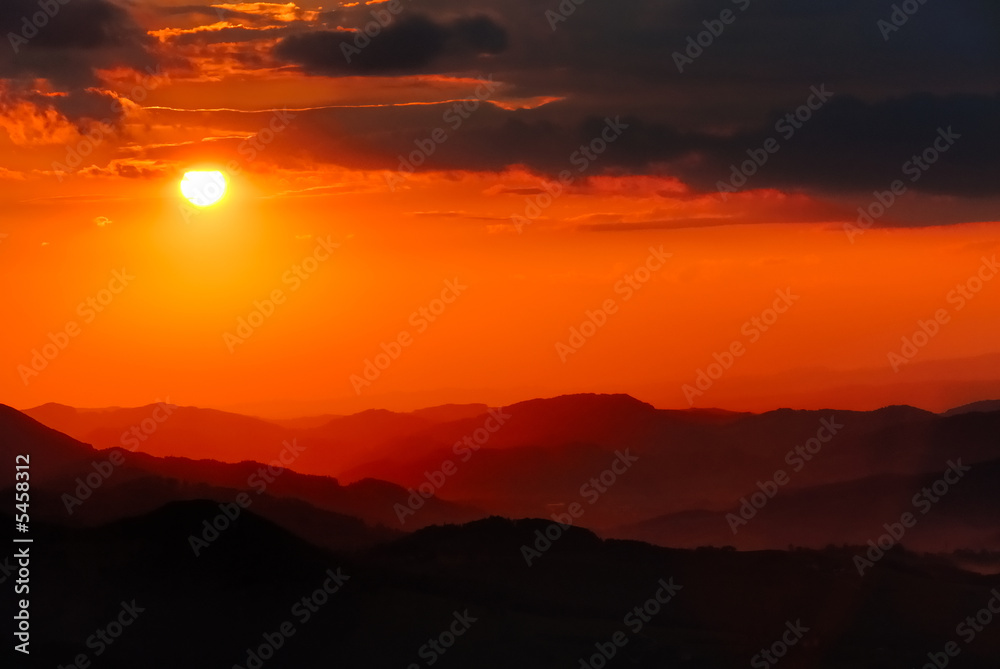 Sonnenuntergang ueber Gebirge no.3 Sonnenuntergang ueber Gebirge no.3