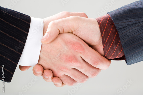 Фотография Close-up of shaking hands making an agreement