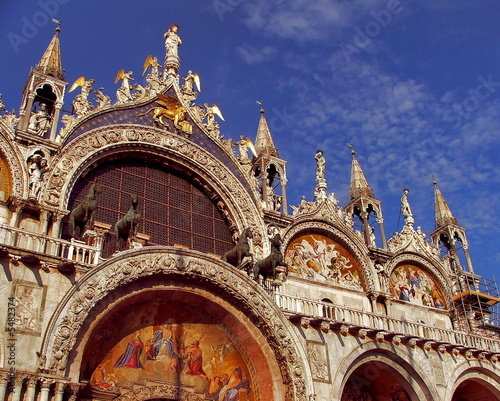 Basilica San Marco photo