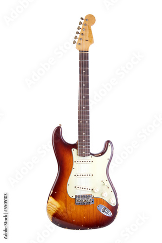 Photo e-guitar stratocaster type shot on white background