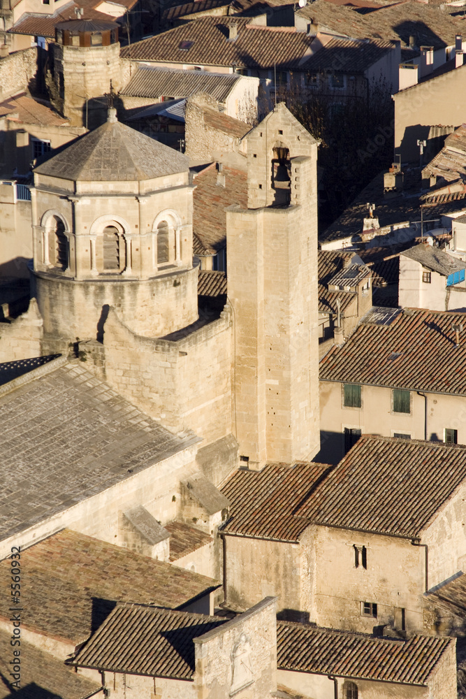 Fototapeta premium Vue aérienne sur la cathédrale de Cavaillon