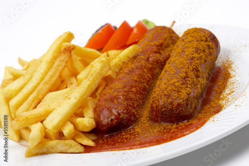 Fototapeta Naklejka Na Ścianę i Meble -  Currywurst mit Pommes
