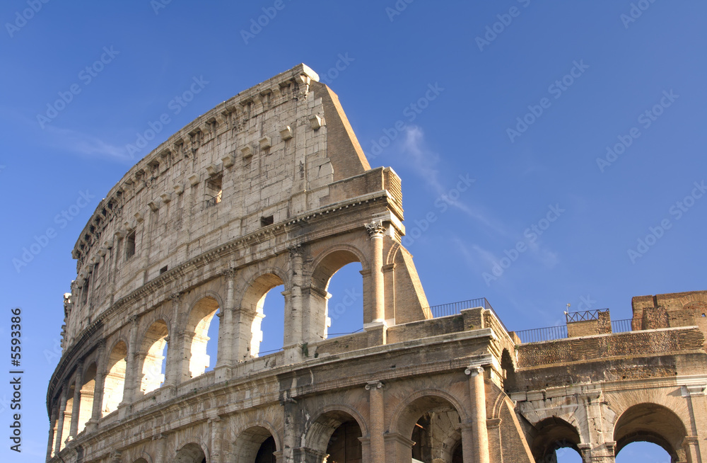 Fototapeta premium Closeup view of exterior of the Colosseum in Rome, Itlay.