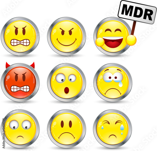 Lot de 9 smileys avec contour en métal