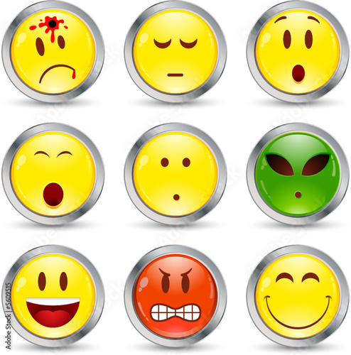 Lot de 9 smileys avec contour en métal