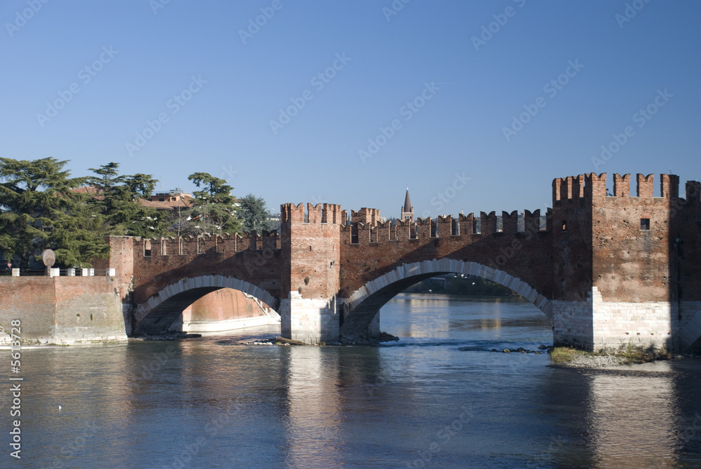 Ponte di Castelvecchio, Verona