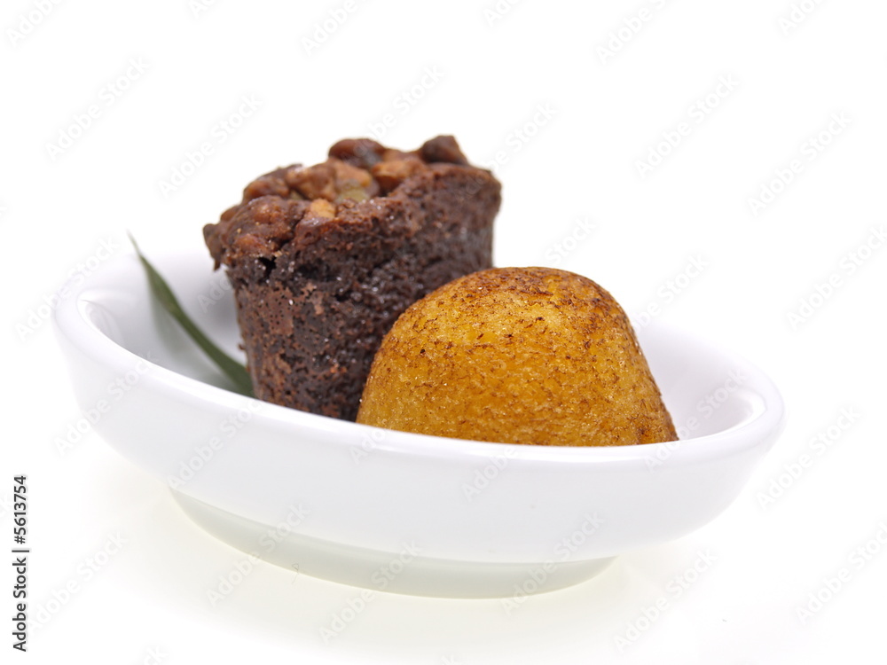 petit fours