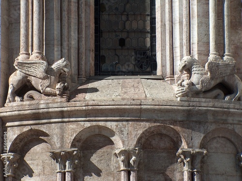 Trento, Dom, Apsidenfenster, Detail photo