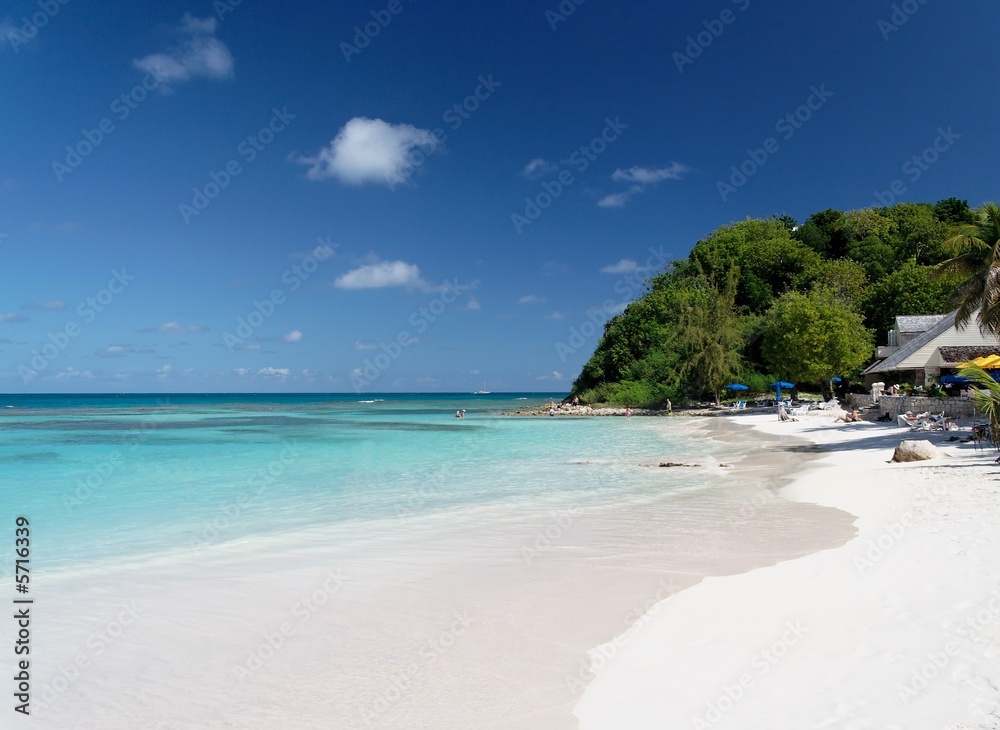 Fototapeta premium White Beach