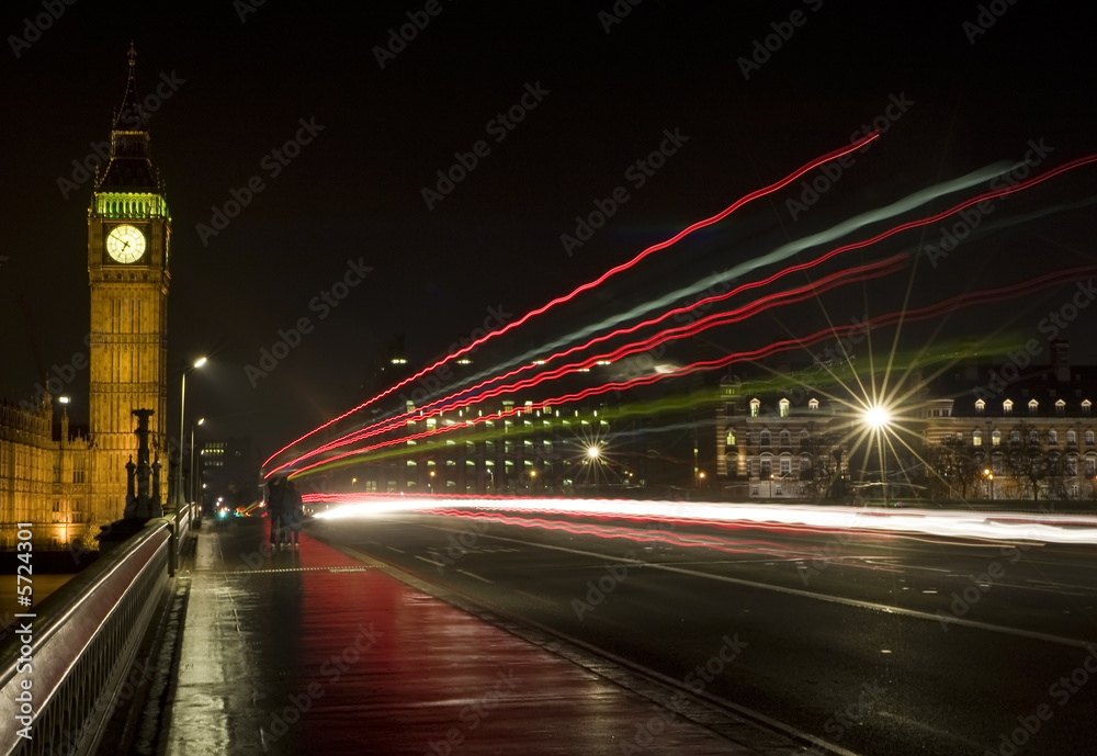 Fototapeta premium Big Ben, London, England shot at night 