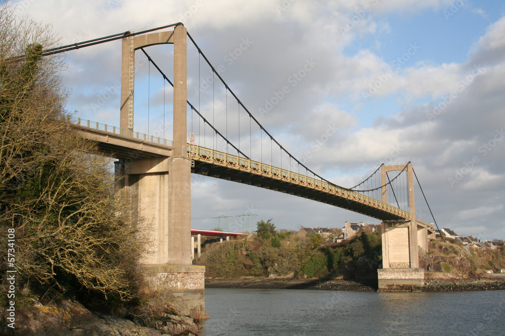 Fototapeta premium ancien pont de plouer